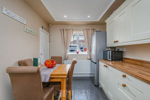 Stenhills Crescent